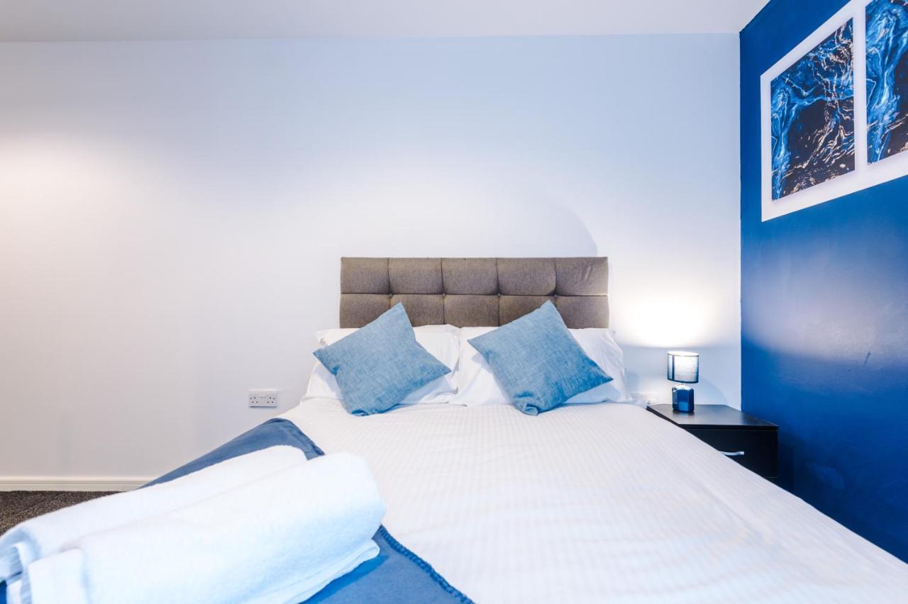 מנצ'סטר 2 Bed Apartment With Balcony Private Parking Near Etihad Stadium, Coop Live מראה חיצוני תמונה