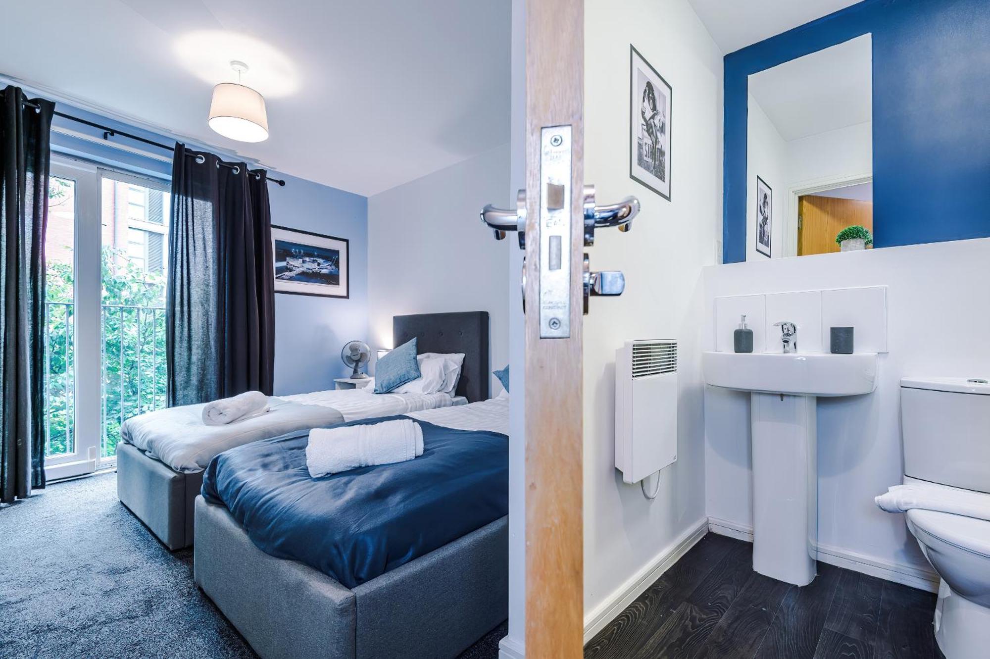 מנצ'סטר 2 Bed Apartment With Balcony Private Parking Near Etihad Stadium, Coop Live מראה חיצוני תמונה